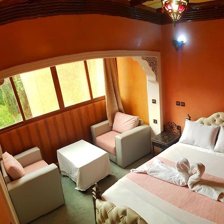 Hotel Restaurant Les Etoiles Du Toubkal Имлиль Экстерьер фото